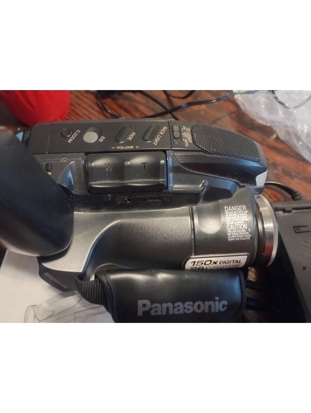 Panasonic PV-L551D Camcorder VHS-C Working Bundle with Charger NEEDS BATTERY - Picture 4 of 4